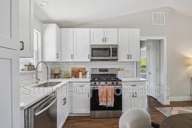 Building Photo - 3703 Tower View Ct