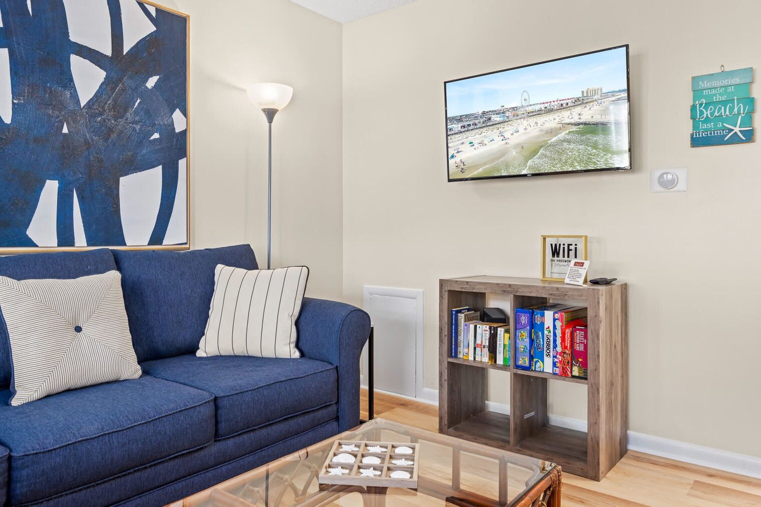 Building Photo - 875 Plymouth Pl