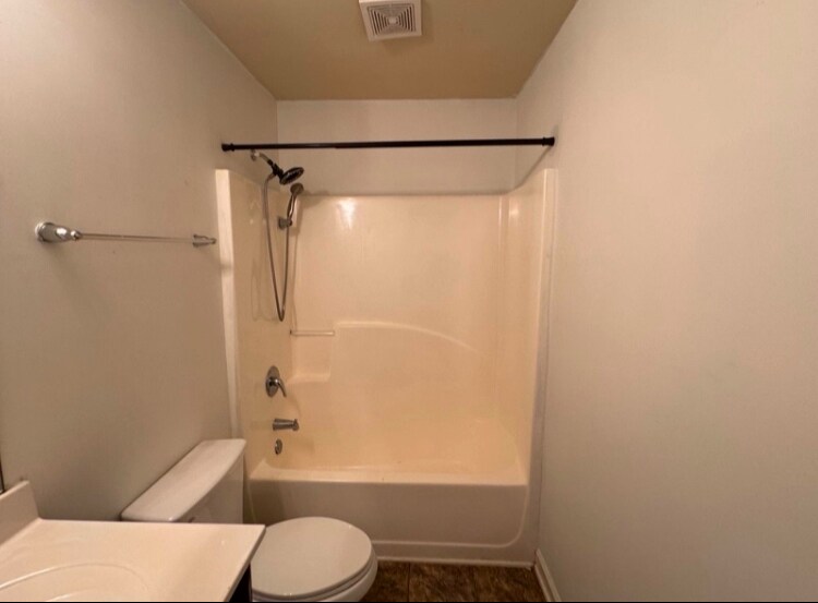 Building Photo - 1592 Pressley Ln