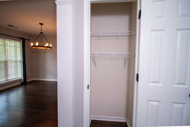 Building Photo - 4 bedroom home in Ballantyne