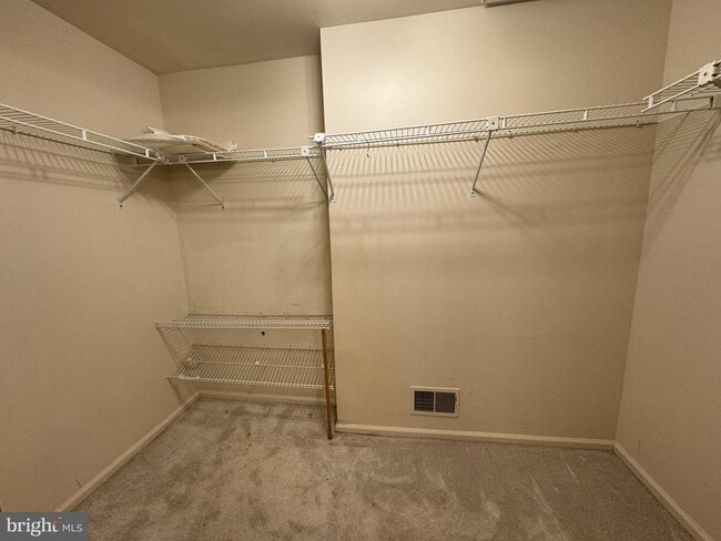 Building Photo - 22 Briarwood Ct