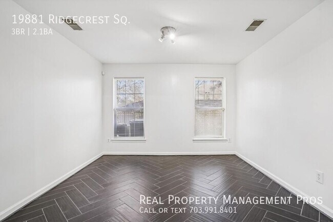 Building Photo - 19881 Ridgecrest Square