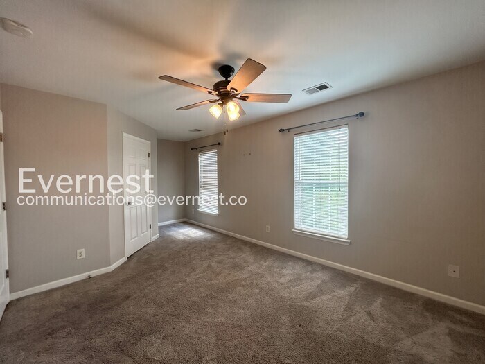 Building Photo - 7703 Porter House Dr