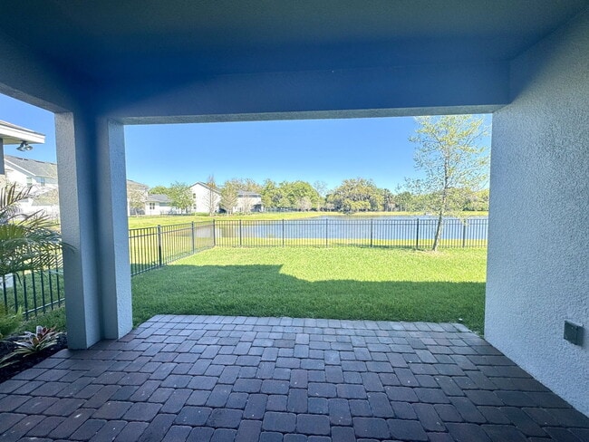 Building Photo - 3615 Voyager Ln