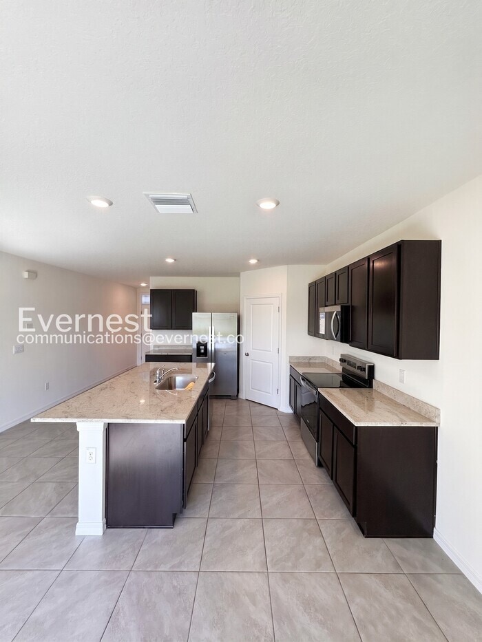 Building Photo - 8332 Juning Cove