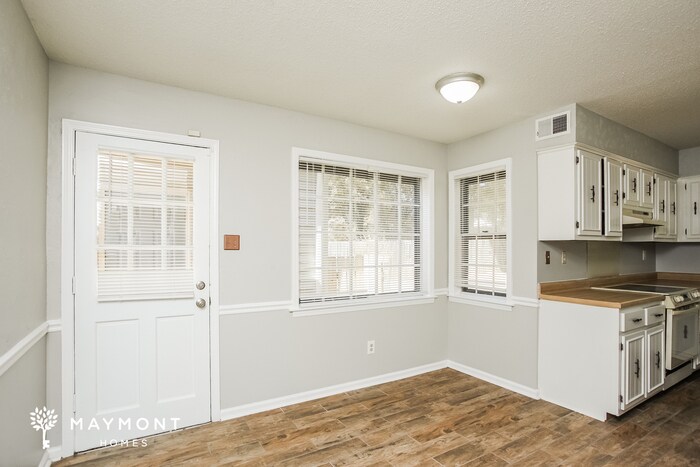 Building Photo - 6994 McVay Pl Dr