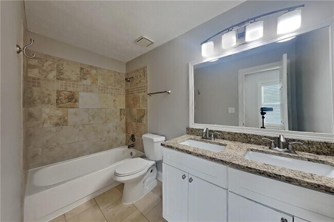 Building Photo - 4970 Turtle Rock Dr