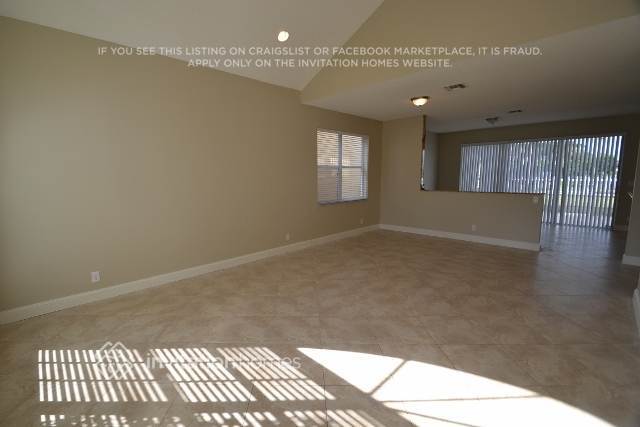 Building Photo - 7988 Lakewood Cove Ct