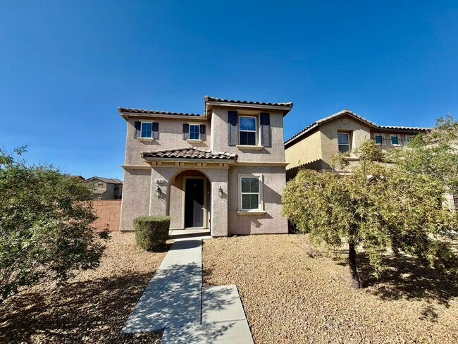 Building Photo - Beautiful 5 bedroom House