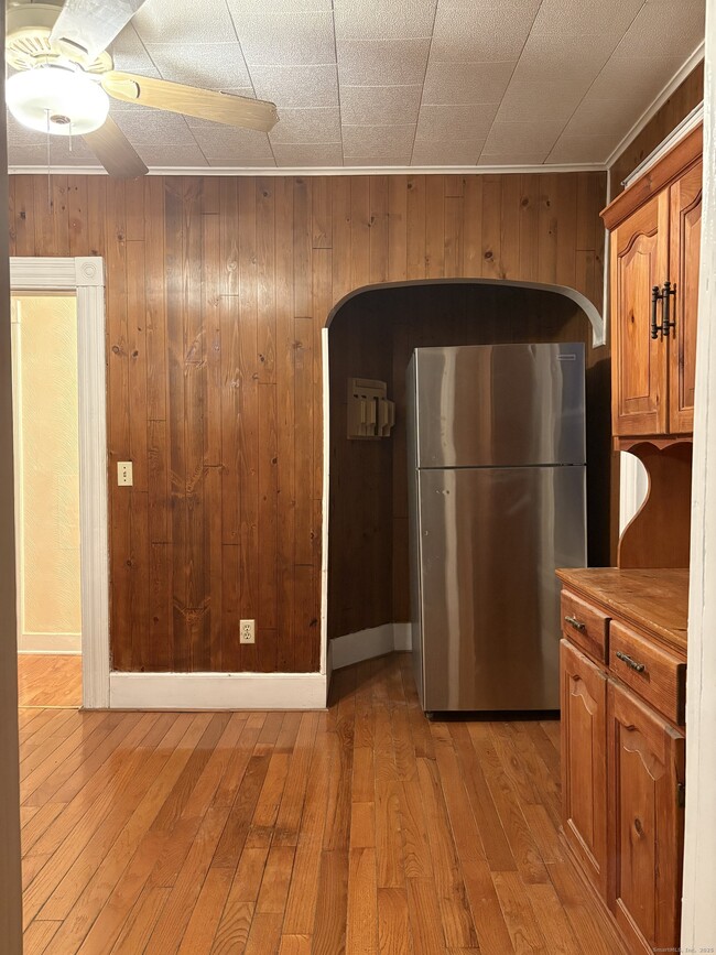 Building Photo - 345 Norton St