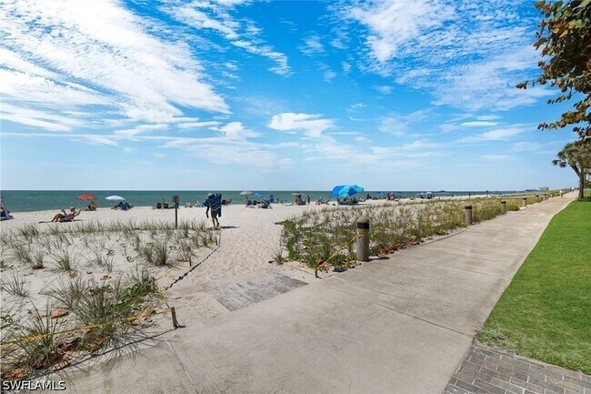 Building Photo - 4092 Belair Ln