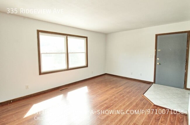 Building Photo - 335 Ridgeview Ave