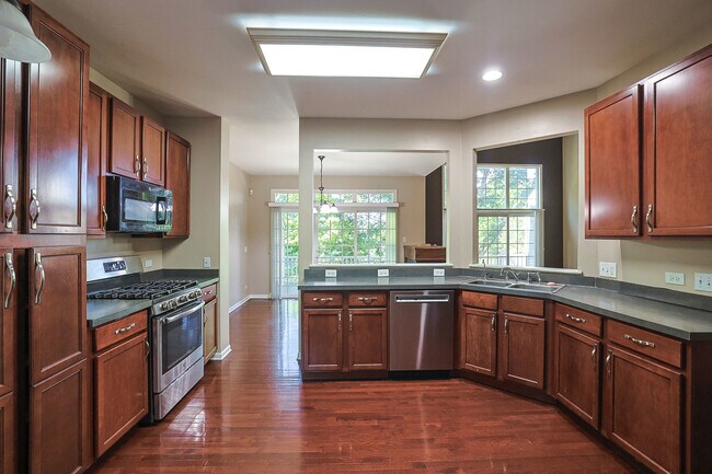 Building Photo - 153 Orchards Pass