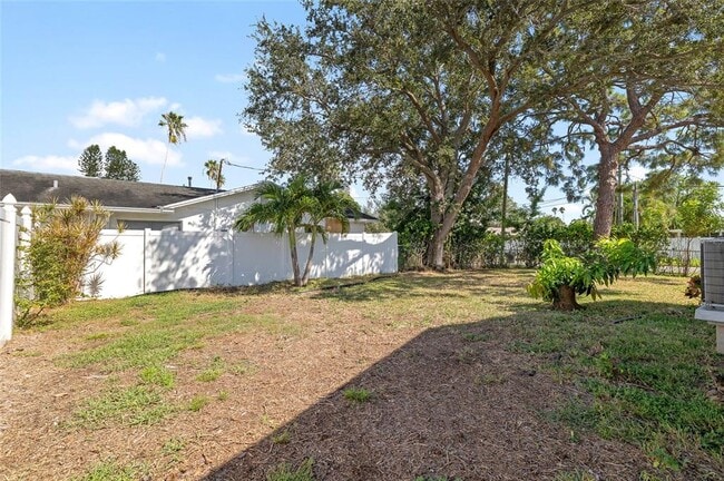 Building Photo - 5901 Denver St NE