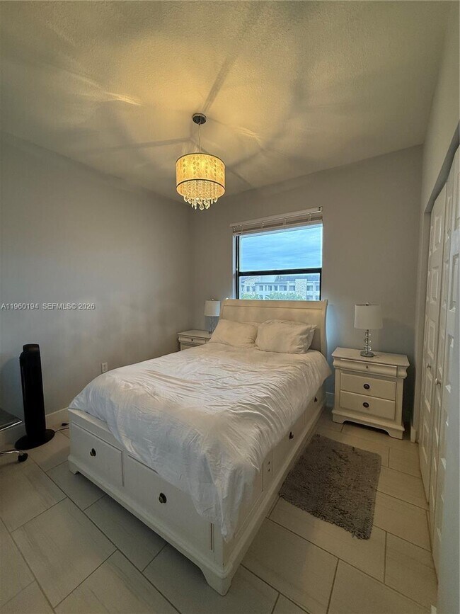 Building Photo - 7815 NW 104th Ave