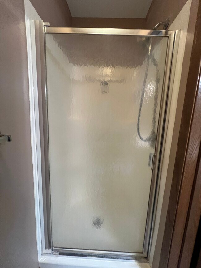 Building Photo - 1903 Silver Bell Rd