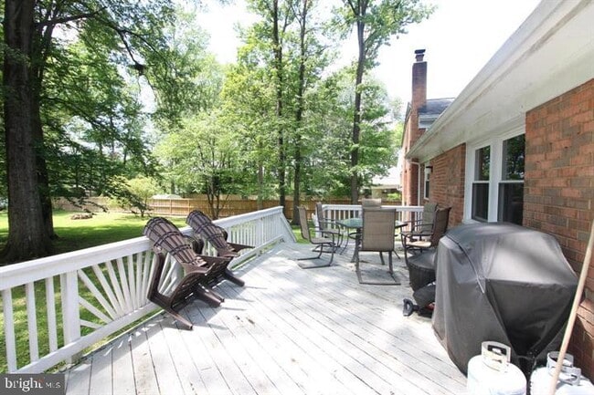 Building Photo - 4401 Jackson Pl