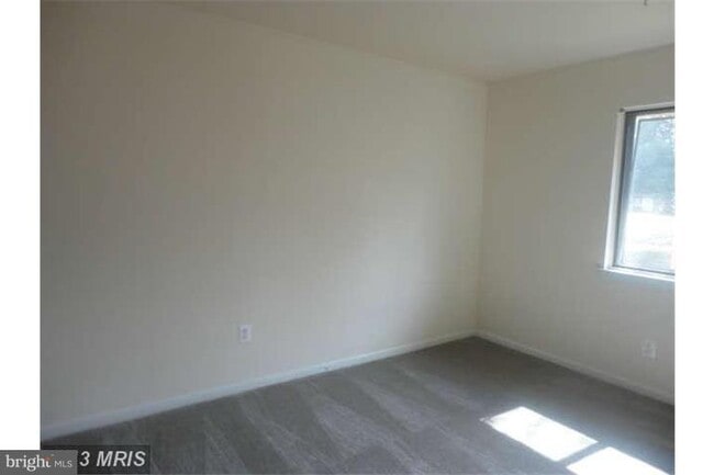 Building Photo - 8415 Benecia Ct