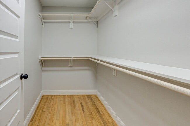 Building Photo - 2202 Wentworth St