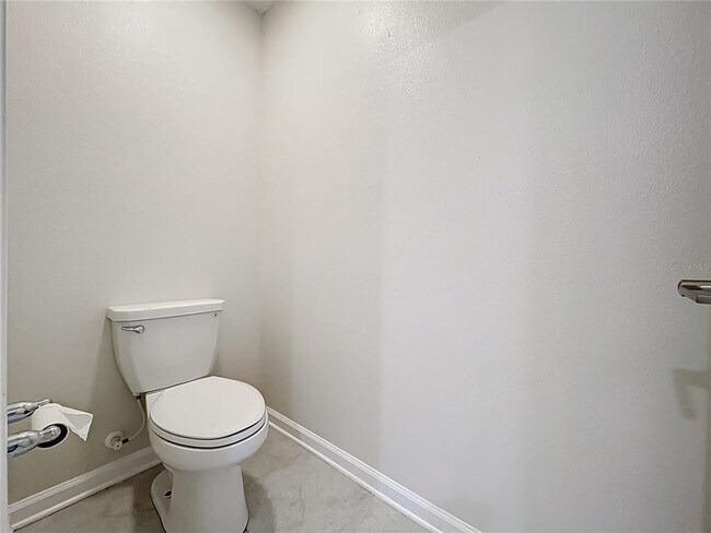 Building Photo - 16436 Fernridge St