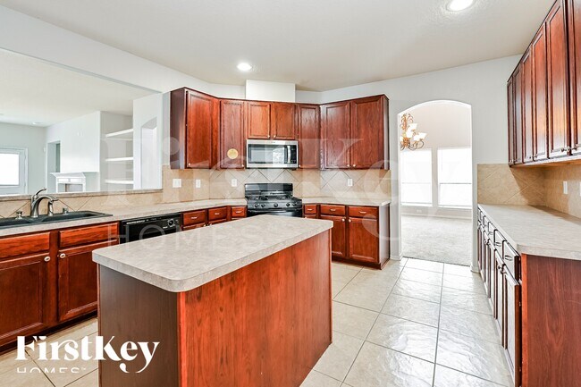 Building Photo - 4207 Old Arbor Way