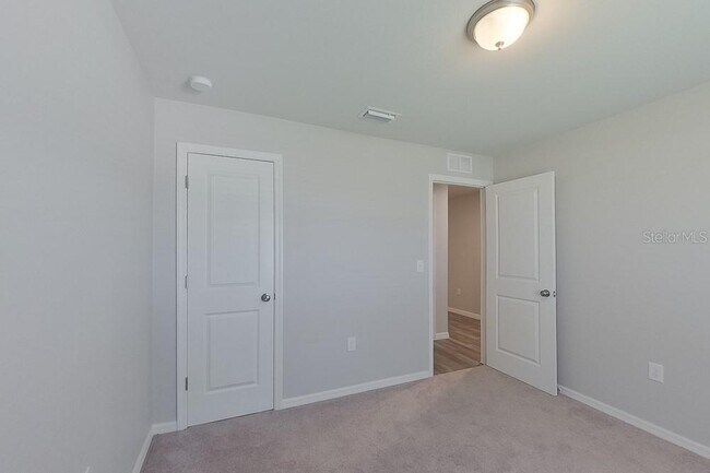 Building Photo - 4341 NW 34th Ave