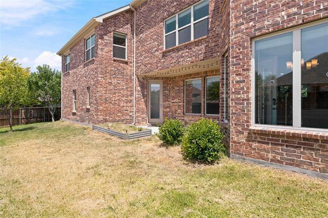 Building Photo - 4524 Del Rey Ave