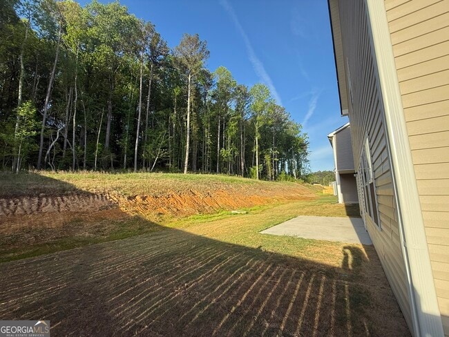 Building Photo - 121 Sycamore Ln