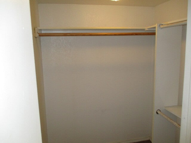 Building Photo - 1936 Lariat Cir