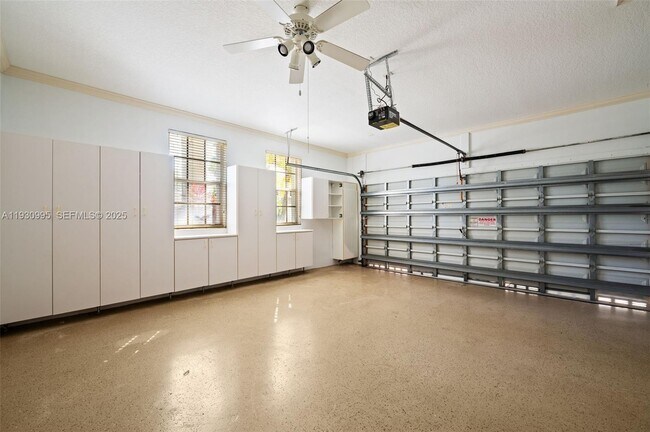 Building Photo - 1901 Timberline Rd