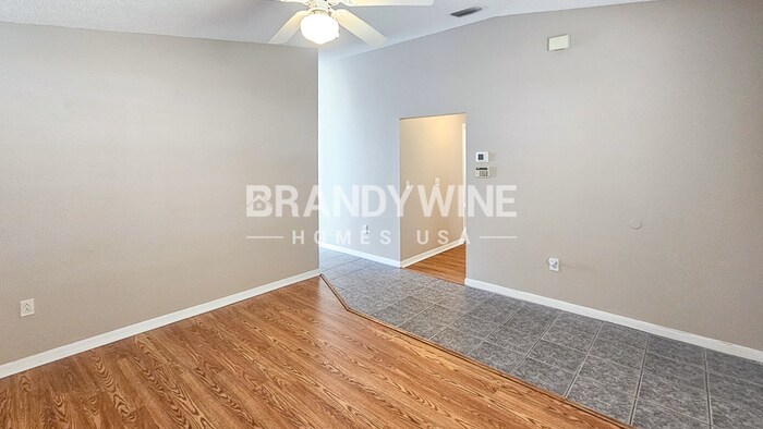 Building Photo - 8705 Ruth Pl