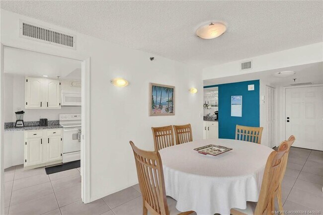 Building Photo - 2400 S Ocean Dr