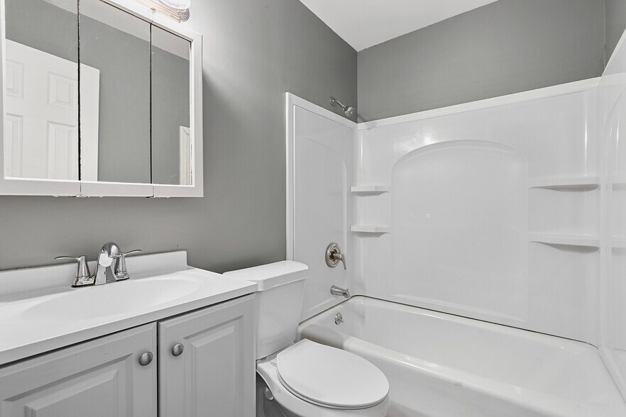 Building Photo - 1408 Ardmore Dr