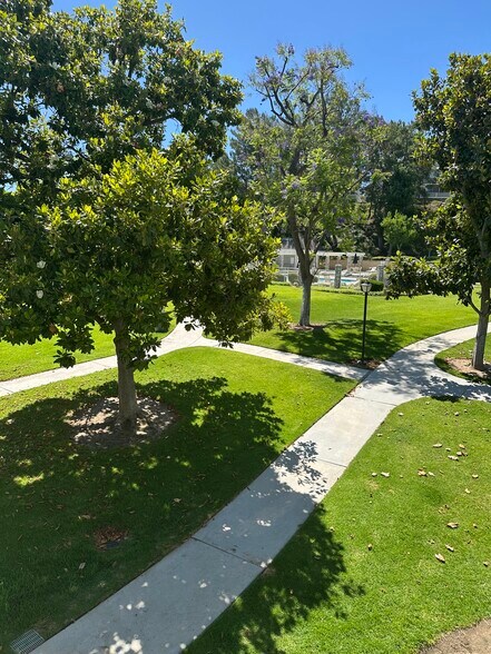 Building Photo - 26864 Claudette St