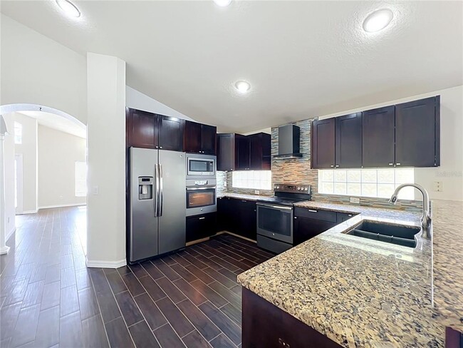 Building Photo - 1045 Willow Branch Dr