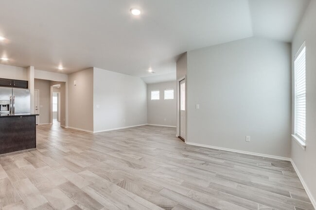 Building Photo - 3 Bed in Piedmont