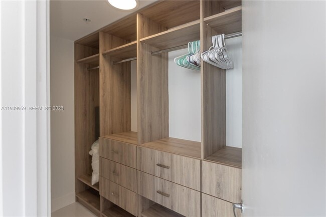 Building Photo - 17111 Biscayne Blvd