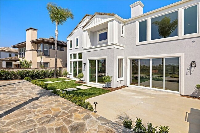 Building Photo - 22661 Sweet Meadow