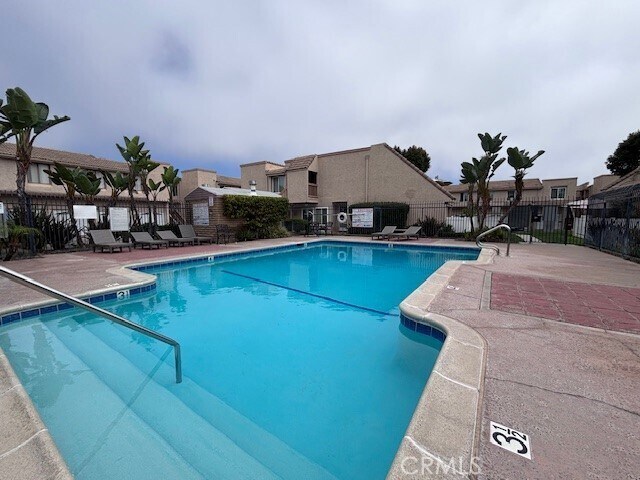 Building Photo - 2920 Camino Capistrano