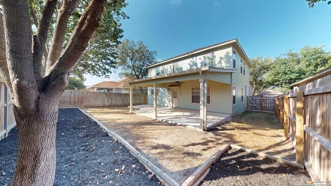 Building Photo - 117 Foxglove Pass
