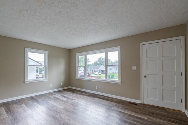 Building Photo - 509 Diecks Dr