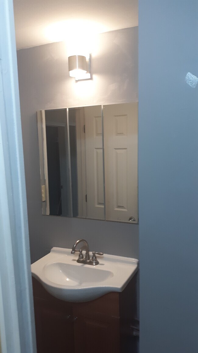 Interior Photo - 32 Curtis Avenue