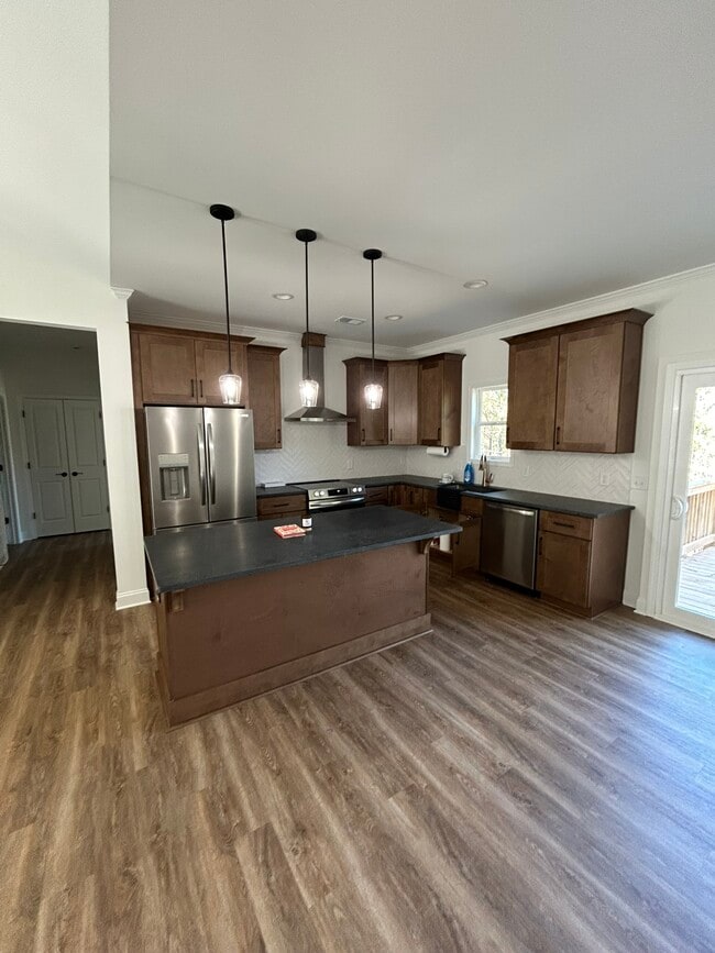 Building Photo - 135 Autumn Ridge