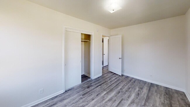 Building Photo - 1212 Janes Ln