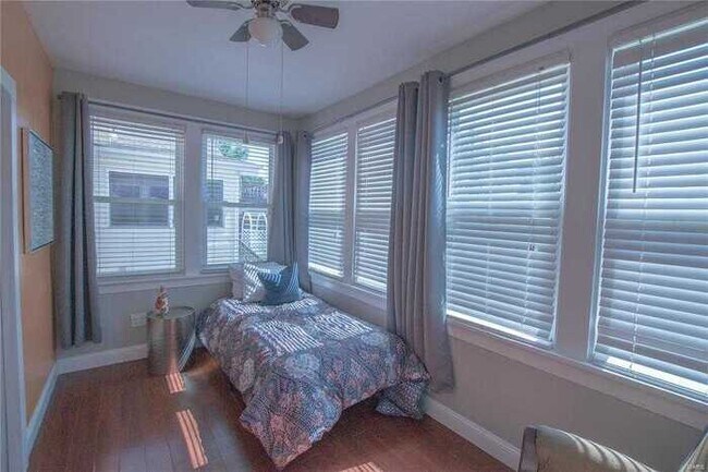 Building Photo - Fantastic 2bd/1ba home! Let yourself in!