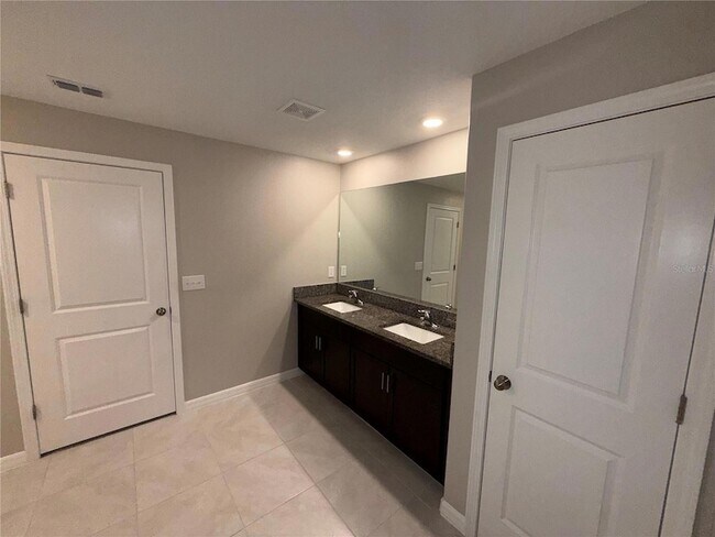 Building Photo - 13204 Great Plns Dr
