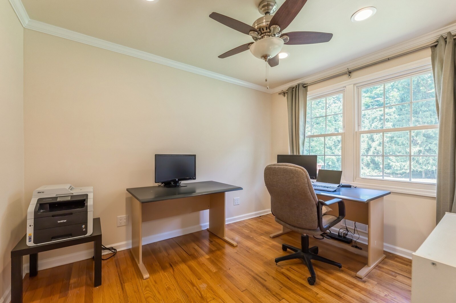 Building Photo - 558 Baylor Ave