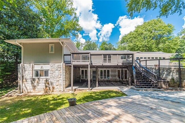 Building Photo - 4523 Runnemede Rd NW