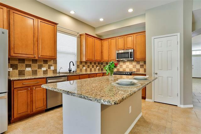 Building Photo - 15529 Landing Creek Ln