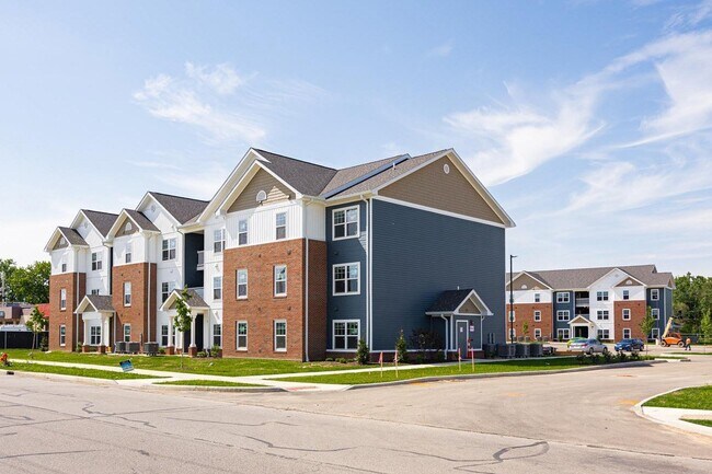 Building Photo - Broadleigh Lofts
